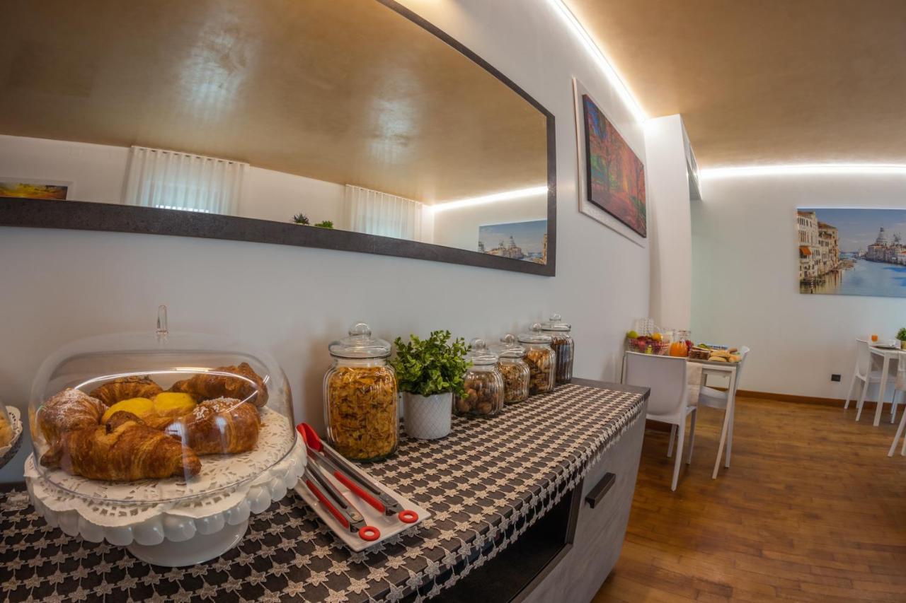 Bed & Breakfast Venice Friends Местре Екстериор снимка